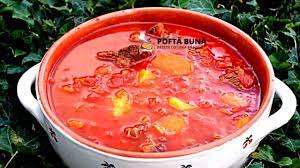 Reteta autentica de gulas cu carne de vita, cartofi, ardei si condimente. Gulas De Vitel Reteta Traditionala Ungureasca Gina Bradea Youtube
