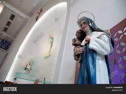 A programação festiva, que tem como tema vinde, benditos de meu pai, será aberta no próximo domingo (1º), a partir das 7h, com o início da trezena. Devotion Saint Dulce Image Photo Free Trial Bigstock