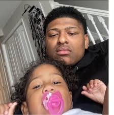 Caitlin Clark drawing comparisons to legends like Steph Curry and Larry  Bird 👑 #WNBA #CaitlinClark #StephCurry