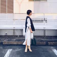 高橋 愛 ai takahashi on instagram 先週のコーデ 冬が近づいてくると なぜだか白が着たくなる anieca official のワンピ ブーツ合わせで冬も着るぞ pluiehair のコーム 5年ぶりに引っ張り出してつけた 少 coat instagram fashion