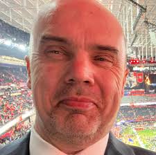 Troy Aikman extends olive branch in legal battle with Lamar Jackson