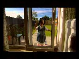 The Child Who S Older Than Her Mother Pt 1 Youtube Extraordinary People Documentaries Love Hug