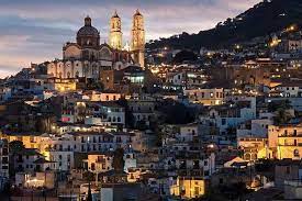 Cuernavaca is known as the city of the eternal spring because of its warm weather that lasts almost all year. Taxco Und Cuernavaca Private Tour Von Mexiko Stadt 2021 Tiefpreisgarantie