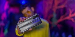 Features 6.67″ display, snapdragon 732g chipset, 6000 mah battery, 128 gb storage, 8 gb ram, corning gorilla glass 5. Ez9w5bhmwyojm