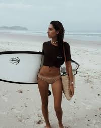 She belongs to white ethnicity and her religion is. Boyfriend Of Zac Efron What S Vanessa Valladare Net Worth