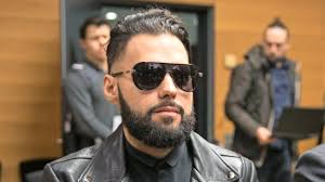 Vahingonkorvaukset edelleen maksamatta! Tämän takia Axl Smithin uhrit eivät  saa rahojaan