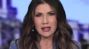 Amy chooses 🐻 (@marginal_error)