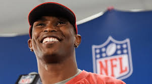 The Bow Tie Chronicles: Here's how to make Julio Jones happy