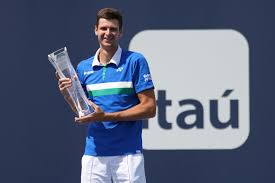 Hubert hurkacz trenuje obecnie w rodzinnym wrocławiu przed dalszą częścią sezonu na kortach ziemnych, którą zakończy wielkoszlemowy turniej rolanda garrosa w paryżu. Poland S Hurkacz Savours Breakthrough Victory At Miami Open