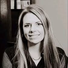 Alexis Wymer's Instagram, Twitter & Facebook