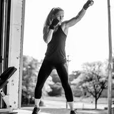 Mandy marie brigitte bujold (born 25 july 1987) is a canadian amateur boxer.she won gold medals in the women's flyweight category at the 2011 and 2015 pan american games, and won a bronze medal at the 2014 commonwealth games in glasgow. Mandy Bujold Facebook