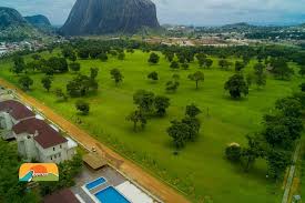 Climbing area map this is our best guess at this area's location. Africa Facts Zone On Twitter Zuma Rock Golf Resorts In Abuja Nigeria