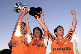 De la wikipedia, enciclopedia liberă. Cobreloa Bicampeon En 2003 Vencido Por Boca En Libertadores As Chile
