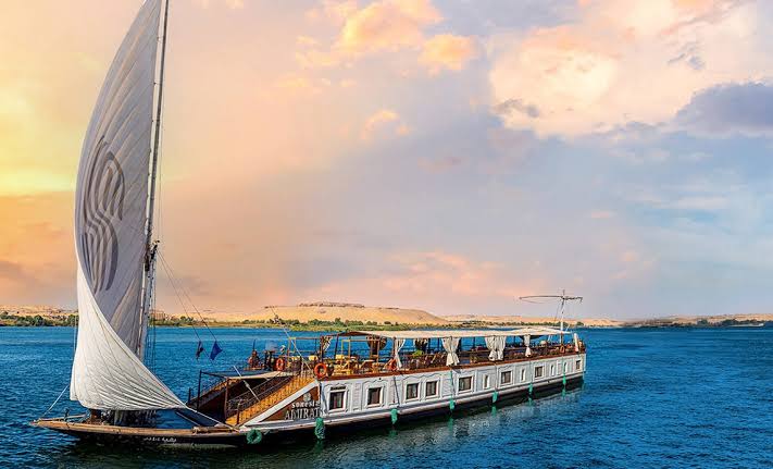 Dahabiya Nile Cruise | Book a Private Boat in Egypt - Nile Cruisen