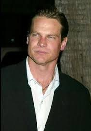 Brian Van Holt as Cavennaugh