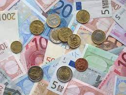 Banknotes come in denominations of 500, 200, 100, 50, 20, 10 and 5 euros. French Currency France Angloinfo