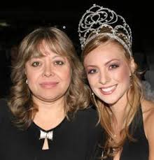 Chispazos Sociales l octubre 2004