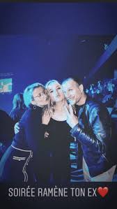 Alexandra lamy à l'occasion de la sortie du film le poulain, réalisé par mathieu sapin, dans les coulisses d'une campagne politique. Alexandra Lamy Passe Du Temps Avec Son Ex Au Concert D Angele Pour Le Bien De Sa Fille