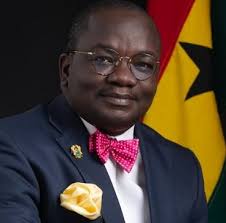 Evans Yeboah re-elected Badminton President