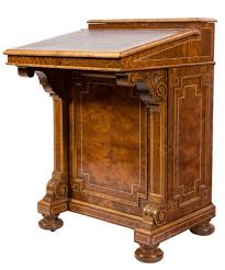 Https Www The Saleroom Com It It Auction Catalogues Bearneshamptonandlittlewood Catalogue Id Bearne10064 Lot 18d302c Desk Styling Old Desks Antique Furniture