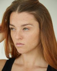 Currently learning my lines for next weeks modeling job and sending out my  excitement with some of my latest polas 📸🥹