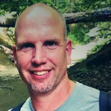 Aaron Kiser's Instagram, Twitter & Facebook