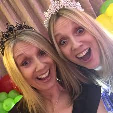 Looking for a cake maker who has availability to make a 60th birthday cake  ready for next weekend. We have been let down by the one who we booked  originally. Can you