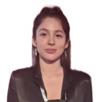 2700+ perfiles de «Velez»