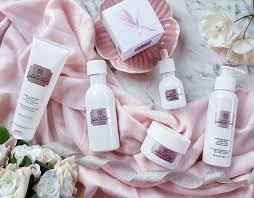 We did not find results for: The Body Shop Drops Of Light Range Review Resurfacing Peel Essence Serum Cleanser The Body Shop South Cuidados Com A Pele Pele Ideias De Decoracao Quarto