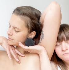 MARI & ANNE — Auf den Inhalt kommt es an.