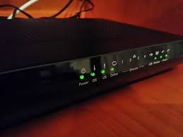 It's an electronic device used to access the internet that modulates carrier waves to encode information to be transmitted and also demodulates incoming. Router Und Modem Modelle Und Technik