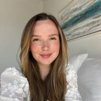 20+ "Lilly Hammer" profiles