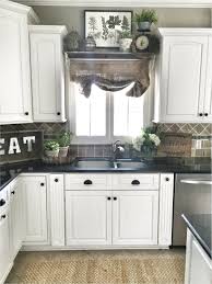 45 Perfect Farmhouse Small Kitchen Ideas That Will Amaze You Decorequired Kitchen Decor Farmhouse Kitchen Cabinets Kitchen Remodel