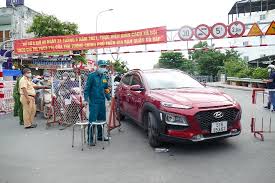Tại các chốt kiểm soát dịch bệnh, ngoài việc phân luồng, hạn. Khai Bao Y Táº¿ Khi Ra Vao Quáº­n Go Váº¥p Tá»« 12h Hom Nay