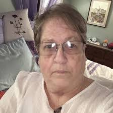 Karen Derby's Instagram, Twitter & Facebook