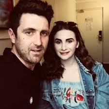 Elisha Everett (@elishaeverett18)