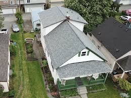 Georgetown grey has greenish granules on the grey. Certainteed Landmark Georgetown Gray Everett Wa 2018 Cornerstone Roofing Inc