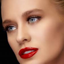 Hire Camara Beauty Shop