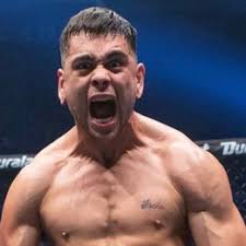 Tyler Hinton vs. David Alessandro Aguilar, Combate Global