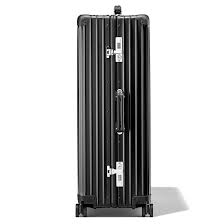 During this process, you can confirm or change seats and get a boarding pass. Classic Check In L Aluminium Suitcase Black Rimowa