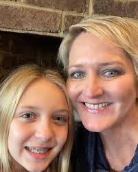 Caroline Brill's Instagram, Twitter & Facebook