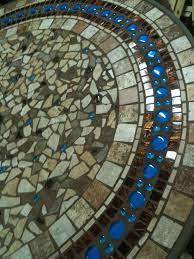Pin By Juan Mendoza On Mosaics 5 Mosaic Patio Table Mosaic Glass Mosaic Furniture