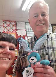 Cute & wonderful find! I love sunflowers & trinkets of adorable  frogs/turtles, saw this @ an oddeshop & just had to have it! Noticed the  date