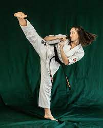 Pin By Ryko Kryo On Beautiful Martial Females Martial Arts Women Female Martial Artists Women Karate