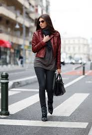Casual With A Leather Jacket Chaqueta Cuero Roja Trajes De Chaqueta De Cuero Ropa Semi Formal Mujer