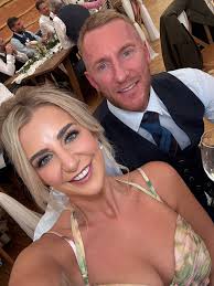 My biggest fan club. . Would I have done it if @m_r_h hadn't given me the  push I need. Nope!!! My cheerleaders made sure to message and phone me the  whole way