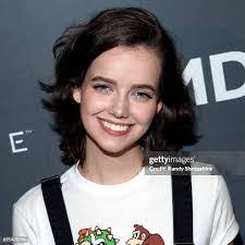 Danielle Renfrow's Instagram, Twitter & Facebook