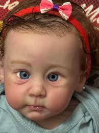 Lisa Fehrmann's Instagram, Twitter & Facebook