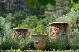 C'est à poterie côté jardin où de large choix de poterie de toutes formes et de toutes tailles sont disponible! Poterie Artisanale Vase D Anduze Poteries De Jardin Prix Direct Atelier