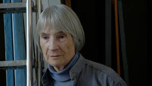 Geneviève Asse, au-delà de ses toiles immenses, ses carnets secrets et ses  gravures minuscules